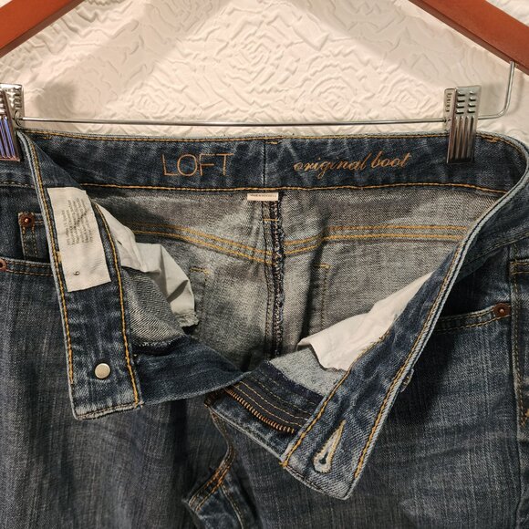 Anne Taylor Loft Women's original boot fit medium wash whiskered denim jean sz 6 - Picture 3 of 11